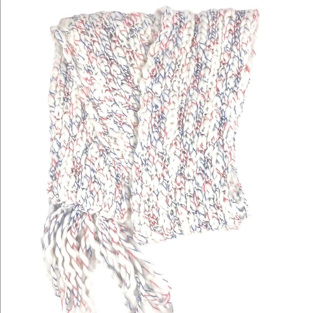 Fringe Scarf - Picture 4 of 5